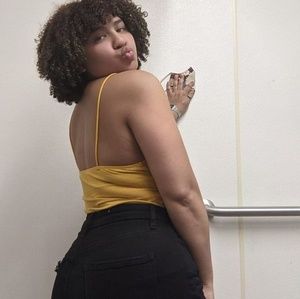 Meet your Posher, Nicole